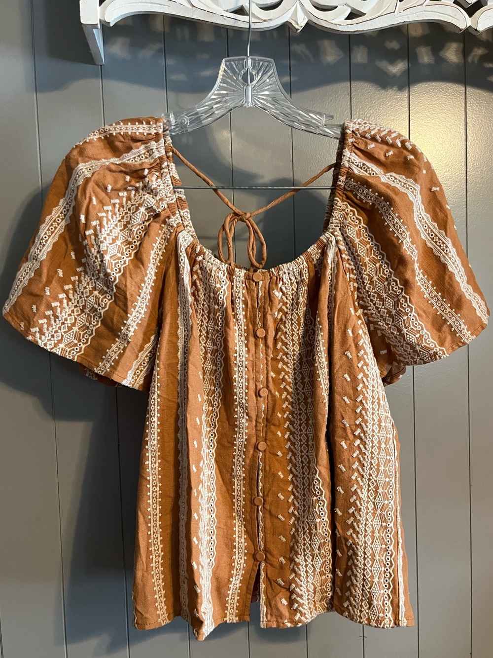 Greylin Boho embroidery beige/white top